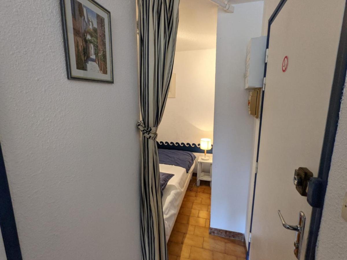 Appartement " Le Grand Bleu " A 3 Min De La Plage Ла Лонд-ле-Мор Екстериор снимка