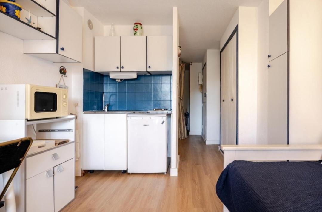 Appartement " Le Grand Bleu " A 3 Min De La Plage Ла Лонд-ле-Мор Екстериор снимка