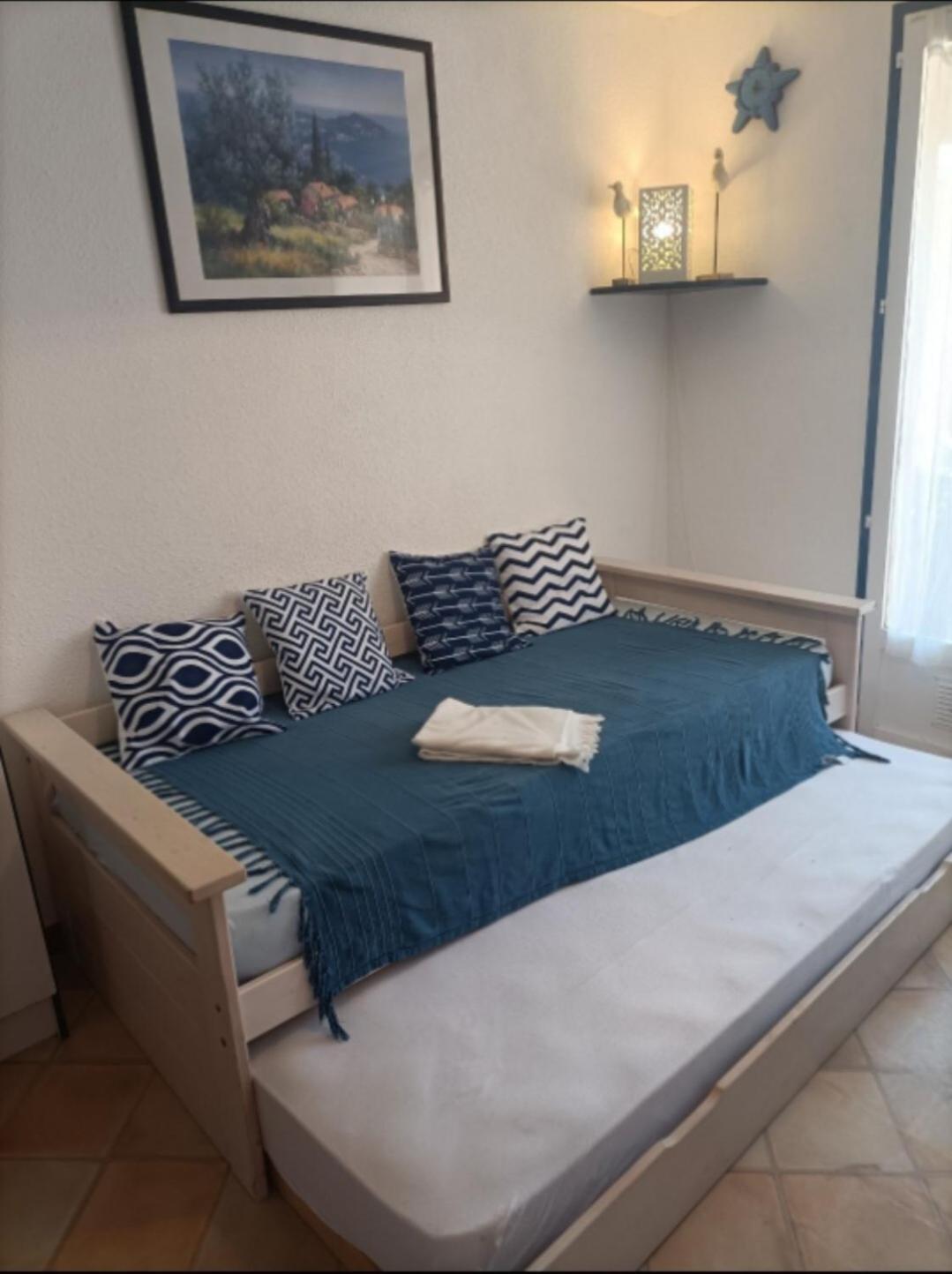 Appartement " Le Grand Bleu " A 3 Min De La Plage Ла Лонд-ле-Мор Екстериор снимка